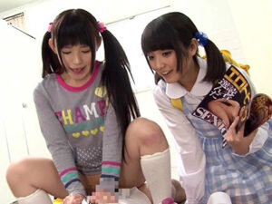 ガチロリJSに逆レイプされる！！性に興味津々なJSたちが大人を脅してチンポいじり！！