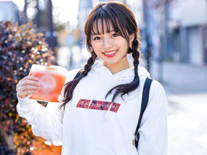 韓流メイクが似合う美少女ナンパ！イケメンマッサージに発情！そのまま中出しセックス！！パイパンマンコにザーメン溢れる！