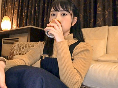 パイパン美女酒飲みえっち！酔った女はエロすぎる！ホテルでしっぽりセックス！