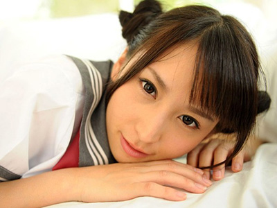 激カワJKエロエロセックス！！無毛マンコにチンポ突っ込む！