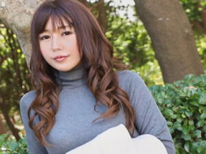 旦那に満足できない欲求不満妻AV出演！無毛マンコいじられて爆濡れ