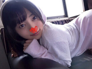 激カワJKとガチセックス！無毛マンコガン突きイキまくり！