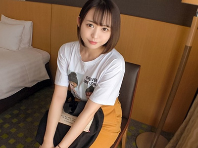 素人ナンパ！喉奥突かれて喜ぶ変態マンコちゃん！無毛マンコ突かれてよがり倒す！