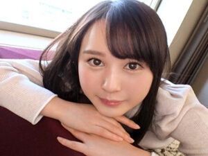 暇を持て余したJDの遊び！無毛マンコにチンポ突っ込まれてイキまくる！